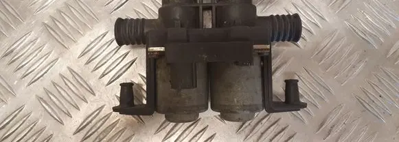 BMW 5 E39 Coolant heater control valve 