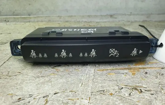 Nissan Qashqai Seat belt warning relay 