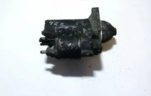 Toyota Avensis T220 Starter motor 1005831078