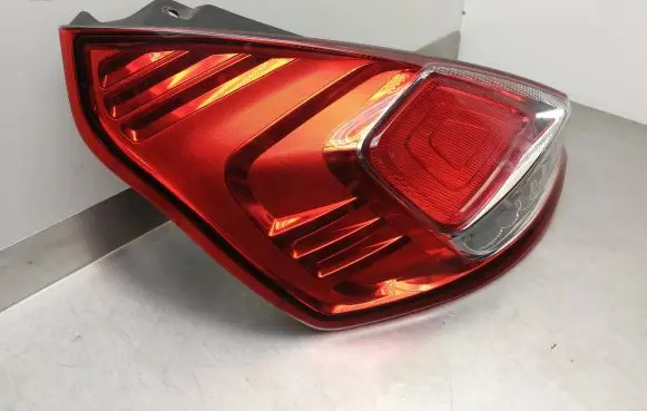 Ford Fiesta Rear/tail lights C1BB13405 B8L1BV5R Q1BB13405AD