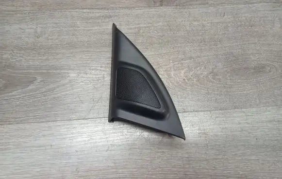 Volvo V70 Front door high frequency speaker 30781065
