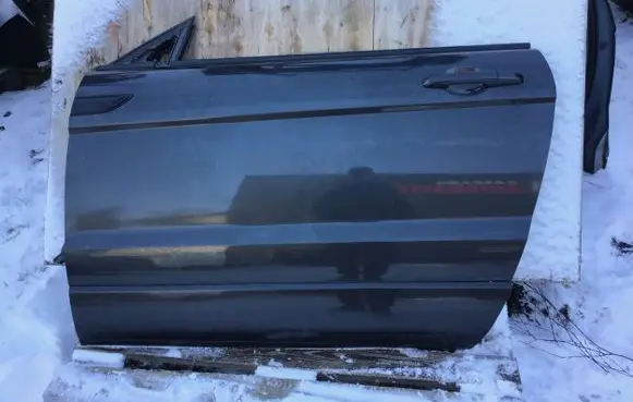 Land Rover Evoque I Front door