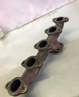 Peugeot 508 II Exhaust manifold