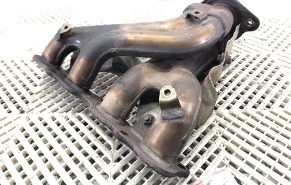 Mitsubishi Outlander Exhaust manifold