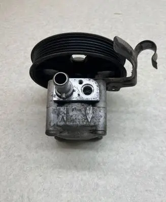 Volvo V70 Power steering pump 7613955146 3074121