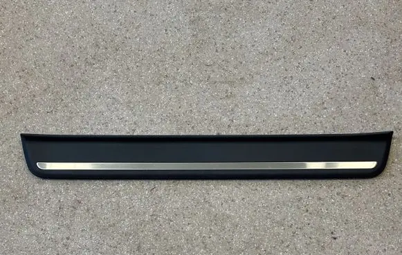 KIA EV6 Front sill trim cover 85883CV500