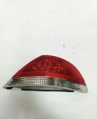 BMW 7 E65 E66 Rear/tail lights 6914286