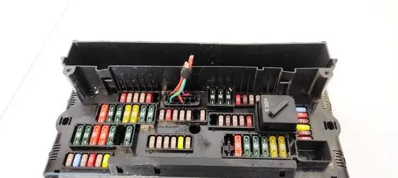 BMW 5 F10 F11 Fuse box set 925281501 317033442