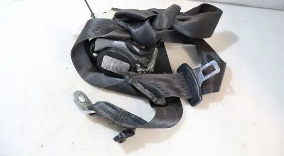Skoda Octavia Mk2 (1Z) Front seatbelt