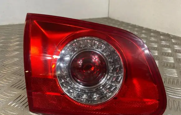 Volkswagen PASSAT B6 Tailgate rear/tail lights 3C9945093