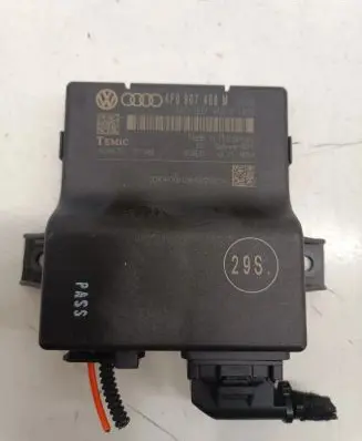 Audi A6 S6 C6 4F Gateway control module 4F0907468M