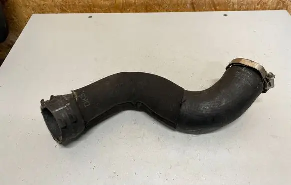Audi A5 8T 8F Engine coolant pipe/hose 8K0145737J