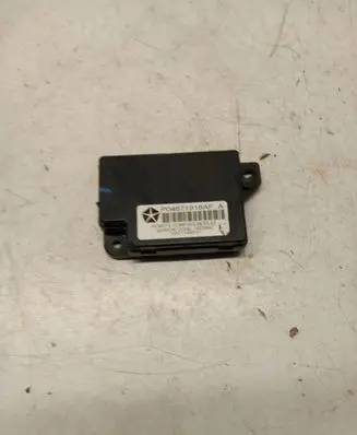 Chrysler 300C Other control units/modules P04671918AF 16238AC 195711490101