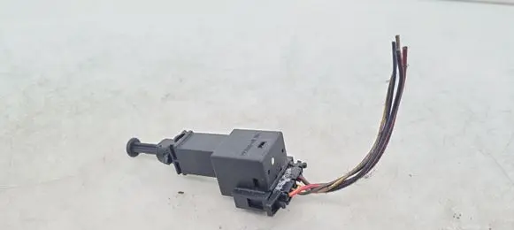 Volkswagen Sharan Brake pedal sensor switch 109001