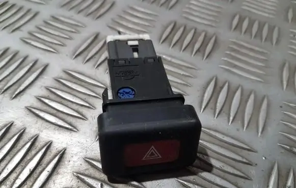 Nissan Almera Hazard light switch