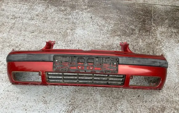 Volkswagen Golf IV Front bumper