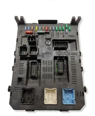Peugeot 307 Comfort/convenience module 9658158780 BSI2004H05 01170205