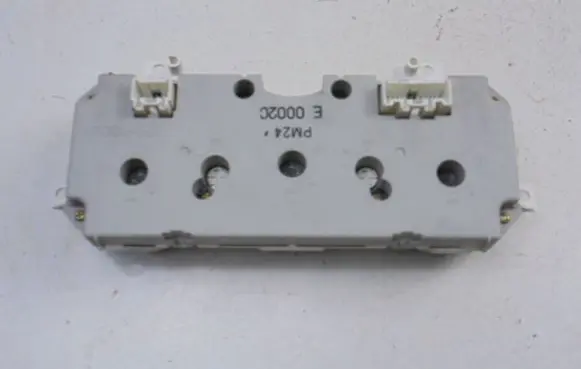 Mazda 626 Air conditioning/heating control unit E0002C