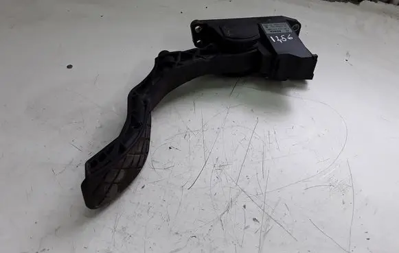 Skoda Fabia Mk1 (6Y) Accelerator throttle pedal 0281002374 182300339YB3 6Q2721503BDS