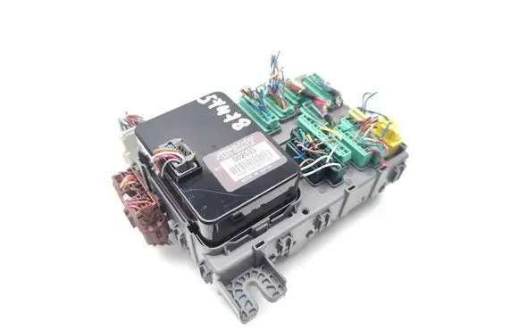 Honda FR-V Fuse module 38650-SJD-E02 G8D-660H-LA