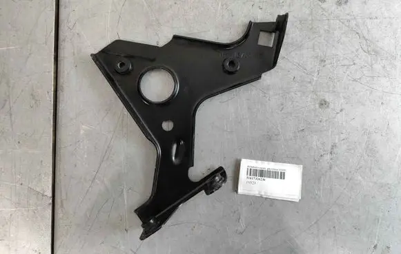 Front bumper mounting bracket