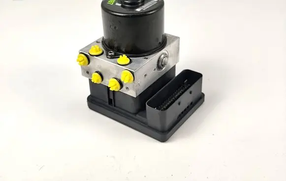 Ford Kuga I ABS Pump 8V412C405AE 10020603724 10096001313