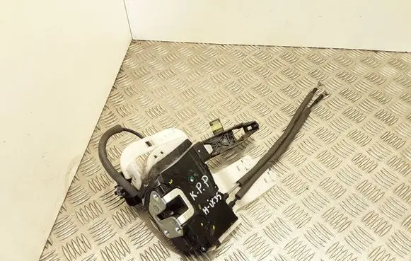 Hyundai ix35 Front door lock 813102Y000