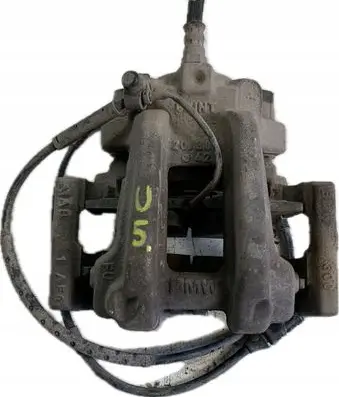 BMW 4 F32 F33 Front brake caliper W09082