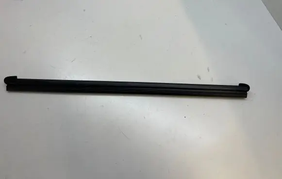 Ford Ranger Rubber seal rear door window/glass EB3B22246A30AA