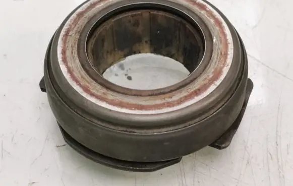 Volkswagen Polo V 6R clutch release bearing 445269CE