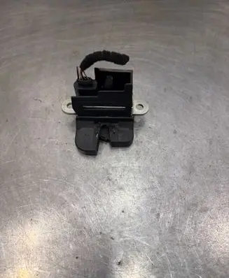 Volkswagen Golf Plus Tailgate/trunk/boot lock/catch/latch 1T0827505F
