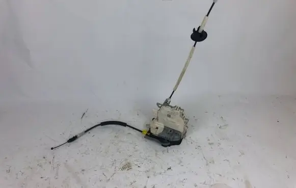 Audi Q5 SQ5 Rear door lock 8K0839015D