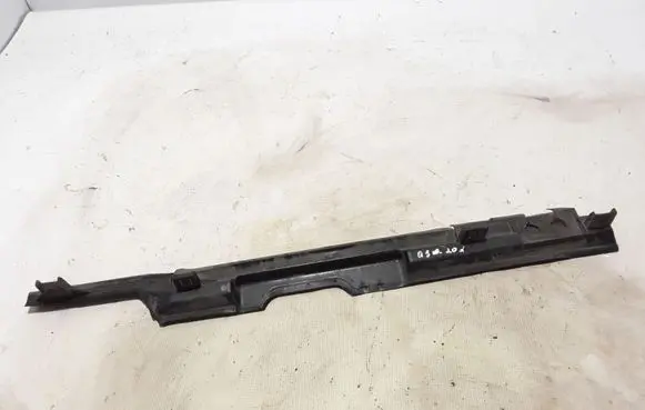 Audi Q5 SQ5 Intercooler air guide/duct channel 8R0121292B
