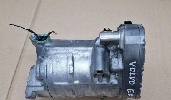 Volvo EX30 Air conditioning (A/C) compressor (pump) 80002227 Q003TC8071