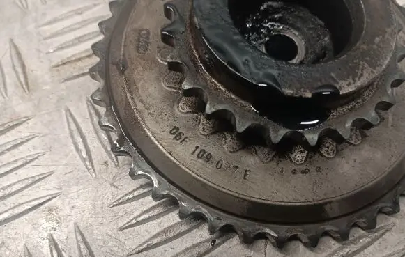 Audi Q5 SQ5 Timing chain sprocket 06E109077E