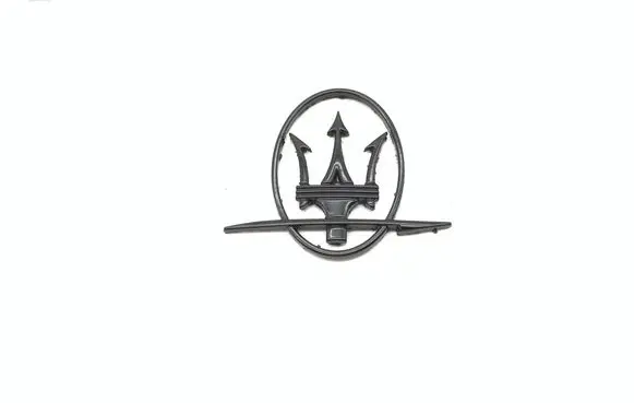 Maserati Quattroporte Manufacturer badge logo/emblem
