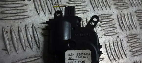 Ford Focus C-MAX A/C air flow flap actuator/motor 1S7H-19B634-CA