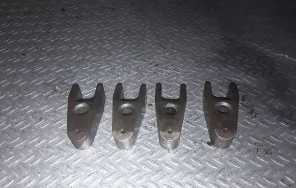 Mercedes-Benz B W245 Fuel Injector clamp holder 