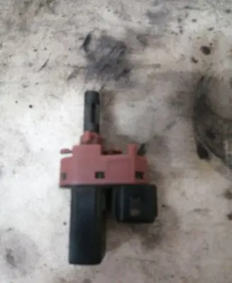 Clutch pedal sensor