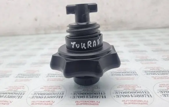 Volkswagen Touran I Spare wheel bolt 1T0803899