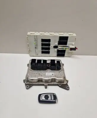 BMW 3 F30 F35 F31 Engine ECU kit and lock set 8604210 9314234 0261S08872
