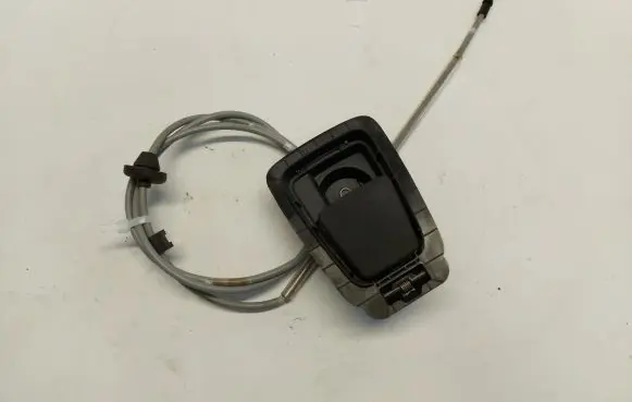 Engine bonnet/hood lock release cable