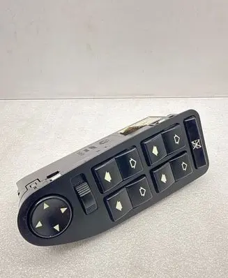 BMW 5 E39 Electric window control switch 8380646 320790 98T47