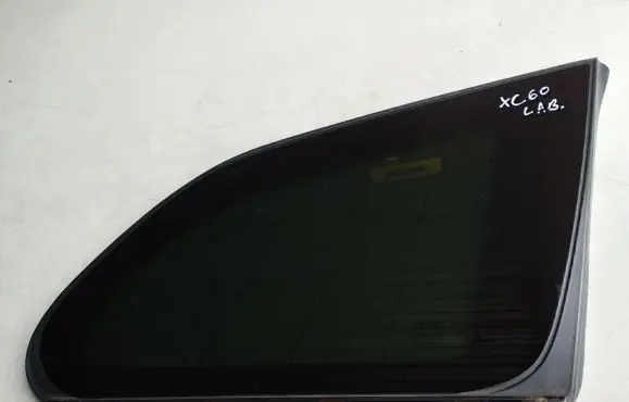 Volvo XC60 Rear side window A048587 5900202AA