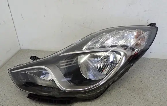 Hyundai ix20 Headlight/headlamp 921011KXXX