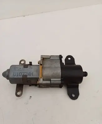Chrysler Voyager Sliding door motor 7746804602 10724H 1117041207