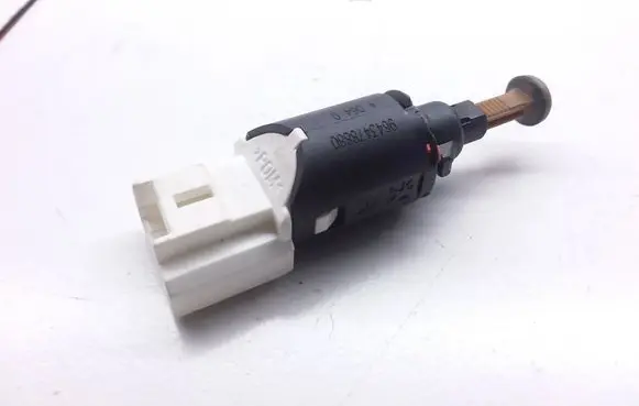 Peugeot 307 Brake pedal sensor switch 9643478880