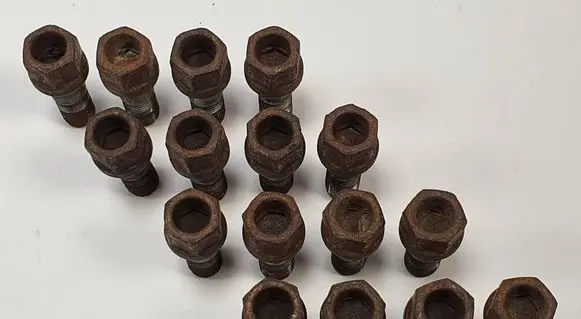 Peugeot Partner Nuts/bolts 