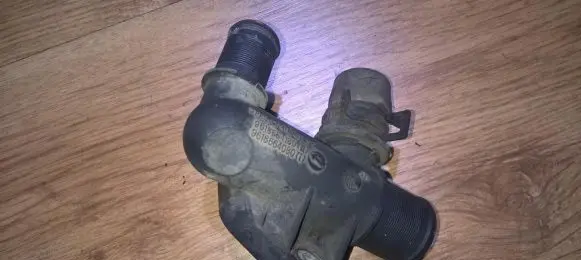 Peugeot 406 Engine coolant pipe/hose 9618664180 9618664080