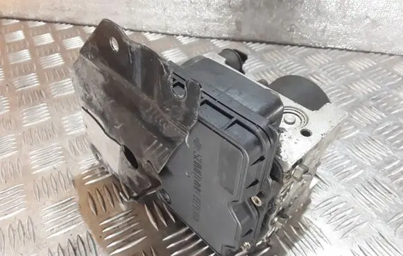 Mazda 6 ABS Pump GJ6E437A0